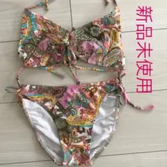 ☆新品☆水着 ビキニ ペイズリー柄 ビーズ付