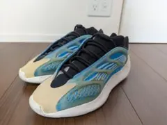 Yeezy 700 v3 kyanite イージー　700v3のサムネイル