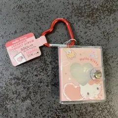 【新品】カナビラ付きコレクトアルバム　ミニシール帳　キティ　ハローキティー