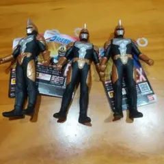 ウルトラ怪獣シリーズ 究極生命体 アブソリュートティターン 3体