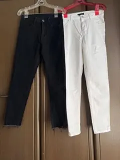 ★美品　白・黒　スキニーパンツ　②枚セット