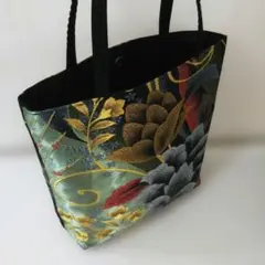 正絹袋帯(美品 花唐草 金糸 箔 緑 ) リメイクトートバックのサムネイル