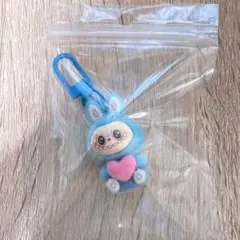 ラブブフィギュアキーホルダー