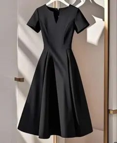 黒ロングワンピース半袖　XXL フォーマルのサムネイル