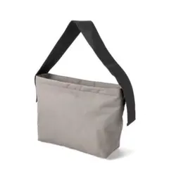 Item thumbnail for item 71578f52-20d5-4e1b-9008-a95dd656c2cd