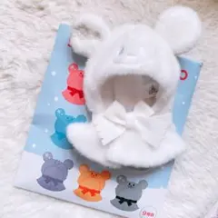 シークレットポンチョ　ディズニーストア　白