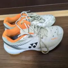 YONEX SHB-65 バドミントンシューズ ホワイト/オレンジ　24.5cm
