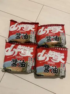 山岡家 インスタントラーメン 醤油ラーメン 4食セット インスタントのサムネイル
