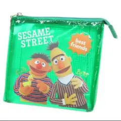 【新品未使用】セサミストリート クリアポーチ 3ポケット グリーン