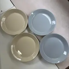 PIET HEIN EEK Plate 白と水色の皿4枚セット PIET HEIN EEK Plate 白と水色の皿4枚セット - メルカリ