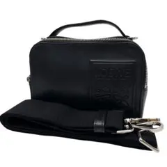 ジロー様LOEWE カメラバッグ ブラック - メルカリ