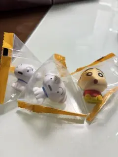 クレヨンしんちゃん・シロ ミニフィギア ぷちっとすわりマス 3体セット