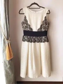 ジルスチュアート★ワッフル生地＆レース　ワンピース　サイズ4(M)