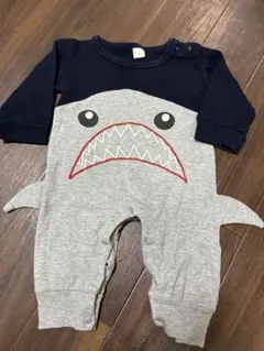 ロンパース70 サメ　水族館