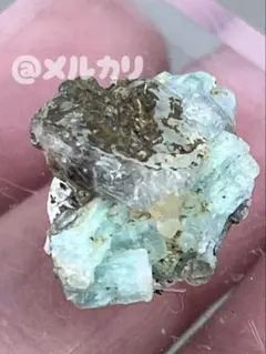 うさぎ様専用　国産鉱物　大石沢　ブルー魚眼石