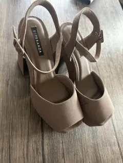 ESPERANZA ベージュ プラットフォームサンダル
