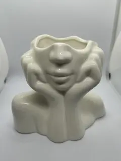 リチャード・ハッテン ダンボ マグカップ モノトーン 黒白 ブラック 