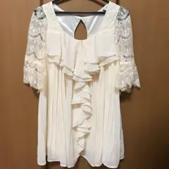 セシルマクビー フリル ブラウス