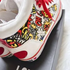 LOVE MOSCHINOラブモスキーノ Comicsシリーズ スニーカー 36