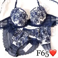 リサマリ F65 ブラジャーとショーツ 新品タグ付き 3点セット福袋