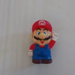 スーパーマリオ　ミニフィギュア