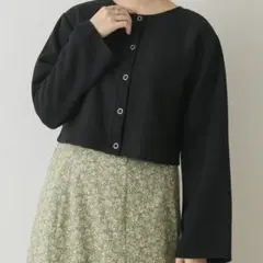 RETRO GIRLドット釦カットカーデ