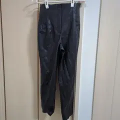 ZARA ブラック レザー風 パンツ