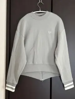 フレッドペリー バックジップトレーナー