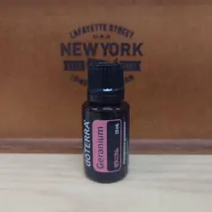 キー　ドテラ　オンガード&イージーエアゼラニウム15ml 　新品未開封 キー ドテラ オンガード&イージーエアゼラニウム15ml 新品未開封