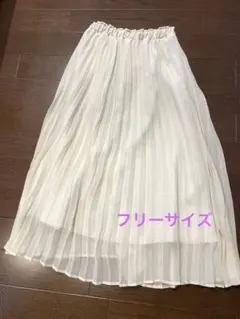 earth music&ecology ホワイト プリーツスカート ロングスカー