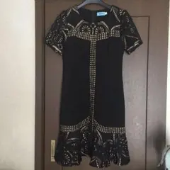 ひざ丈ワンピース