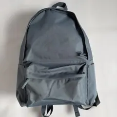 肩の負担を軽くする　撥水　リュックサック　スモーキーブルー