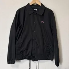【8/17値下げ】STUSSY コーチジャケット ブラック ピンクロゴ Mサイズ 8/17値下げ】STUSSY コーチジャケット ブラック ピンクロゴ Mサイズ