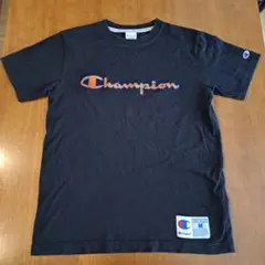 チャンピオン　Tシャツ