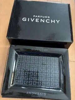 レア　未使用　PARFUMS GIVENCHY 4Gインテリアトレイ　ジバンシー