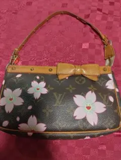 ルイ・ヴィトン ポシェットアクセソワール村上隆コラボ第一段作品