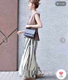 幾何プリントスカート