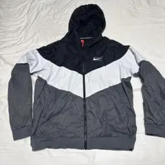 NIKE ナイキ ナイロンジャケット L ウィンドランナー 破れあり 訳あり