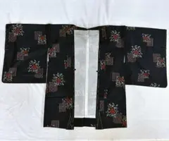 HA7着物 羽織 紬 花柄 黒 赤 匿名配送 小紋