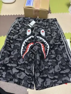 アディダス カモフラージュ ショートパンツ