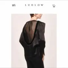LUDLOW ブラックブラウス　ミ157のサムネイル