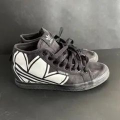 adidas アディダス　インヒールスニーカー　黒　ブラック　24.5センチ