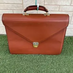 Item thumbnail for item 723c5927-f5a6-4277-9cc9-1b4cd7836dde