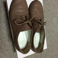 レースアップシューズ