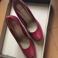 Celica by BARCLAY⭐️赤総スパンコールパンプス ハイヒール　レッドのサムネイル