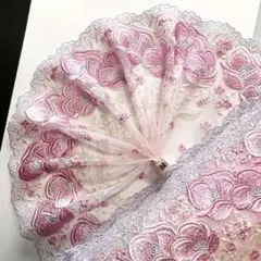可愛いピンクカラーのお花刺繍チュールレース　1m　N-525