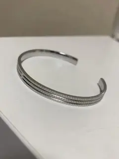 バングル　シルバー ストライプデザイン