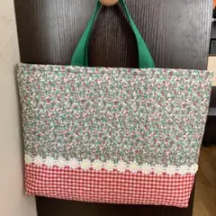 いちご×赤チェックレッスンバックキルティング裏地あり花柄刺繍レース絵本袋