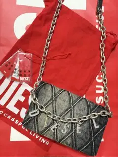 DIESEL キルティングショルダーバッグ