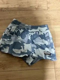 adidas Originals カモフラ柄 ショートパンツのサムネイル